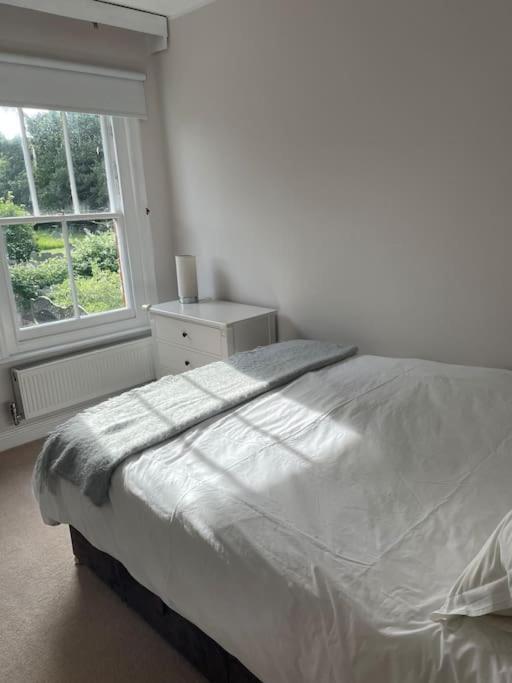 3 Bed Near Cathedral * Lincoln